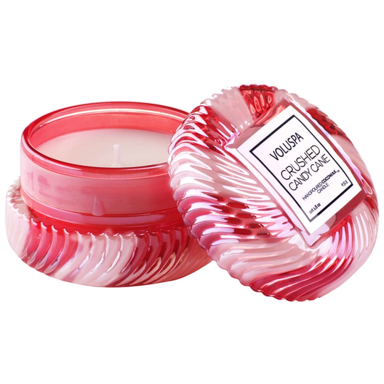 Voluspa Crushed Candy Cane Macaron Candle 15h (51g)