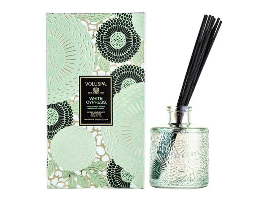White Cypress, 100 ml Voluspa Doftpinnar & Rumsdoft