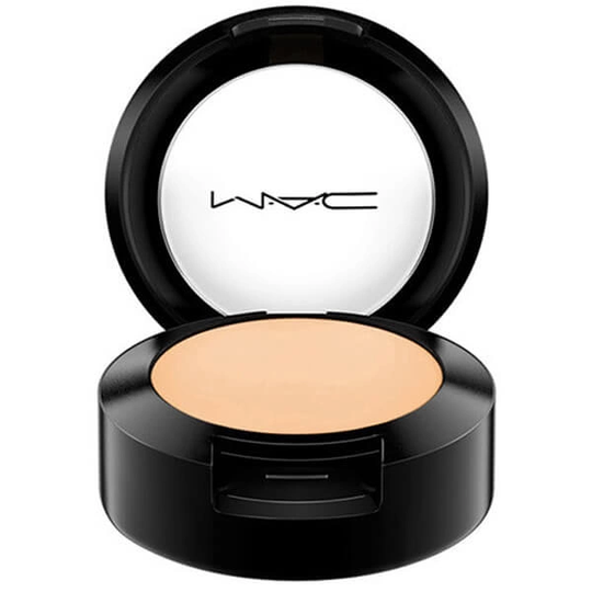 MAC Cosmetics Studio Finish SPF 35 Concealer Nc30